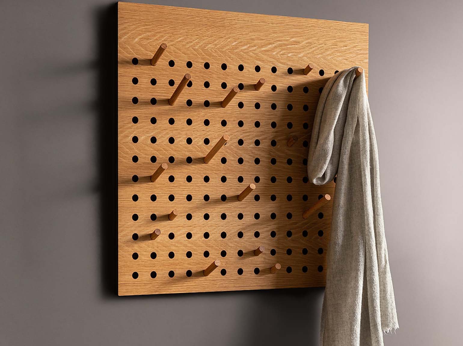 Unik svensk inredning: We Do Wood Scoreboard Square – Ge ditt liv mer ordning och stil